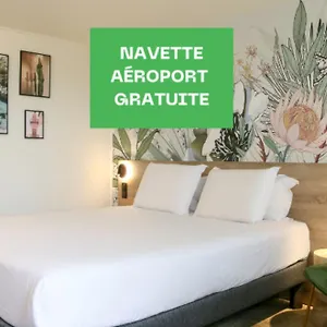 *** Hotel Kyriad Aeroport Marseille France